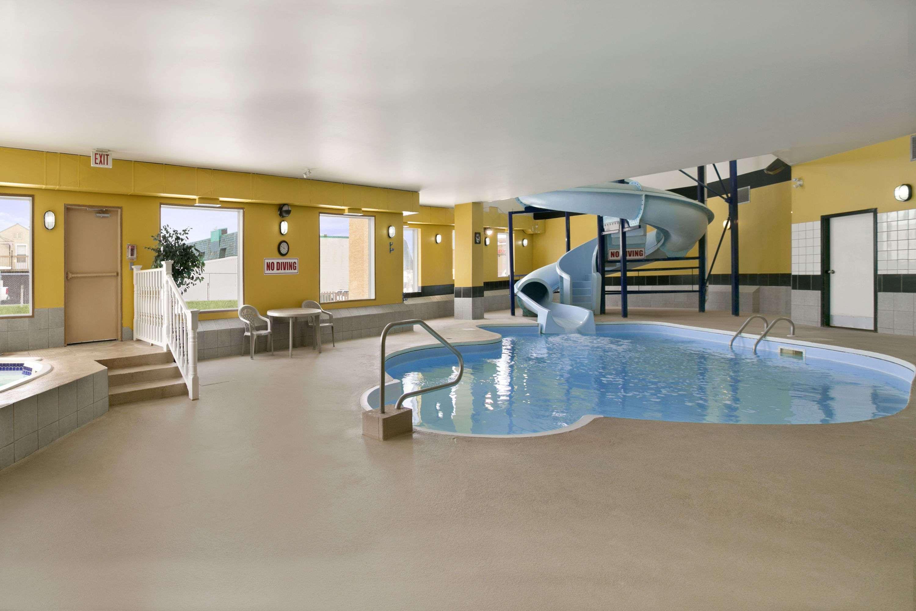 Days Inn By Wyndham Prince Albert Exterior foto
